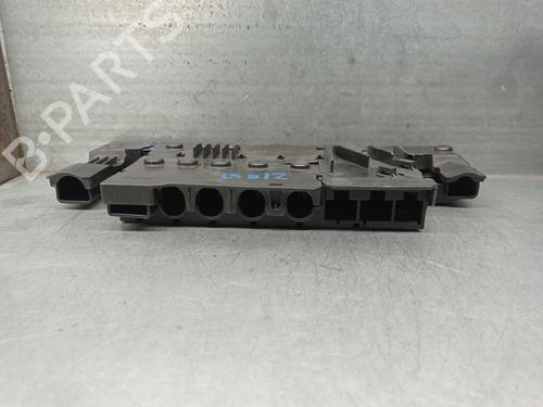 Used Fuse box LAND ROVER DISCOVERY V (L462) 2.0 Sd4 4x4 (241 hp) 23102078