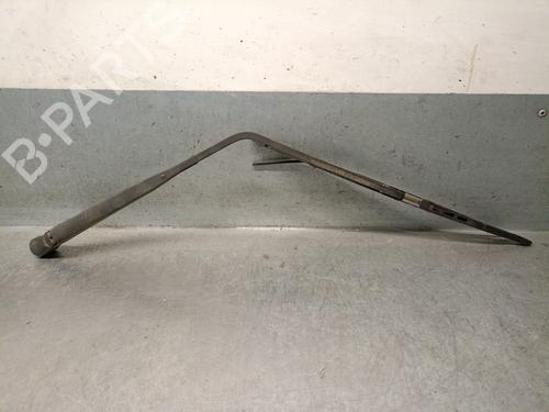 Used Rear windshield wiper arm MITSUBISHI PAJERO III (V7_W, V6_W) 3.2 Di-D (V68W) (160 hp) 32066322