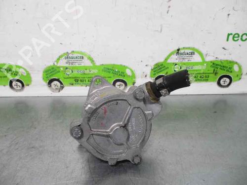 Used Vacuum pump FIAT PUNTO (188_) 1.9 JTD 80 (188.237, .257, .337, .357) (80 hp) 2085041