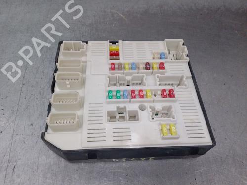 Fuse box RENAULT MEGANE III Hatchback (BZ0/1_, B3_) 1.6 16V (BZ1B, BZ1H) | BP39657035E1 - Image 4