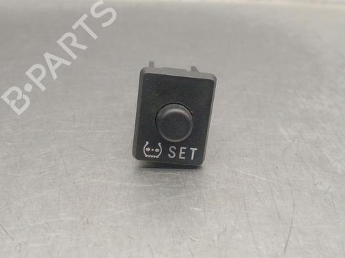 Used Switch TOYOTA RAV 4 IV (_A4_) 2.5 Hybrid (AVA42_) (197 hp) 25239336