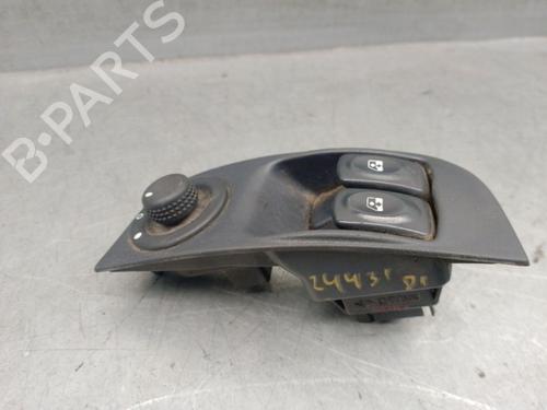 Left front window switch RENAULT MEGANE I (BA0/1_) 1.6 16V (BA04, BA0B, BA11, BA1J, BA16, BA19, BA1K, BA1V,... | BP31538633I27 