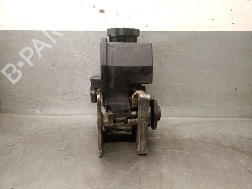 Used Steering pump MERCEDES-BENZ C-CLASS (W202) C 220 CDI (202.133) (125 hp) 27623747
