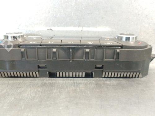 Climate control FORD C-MAX II (DXA/CB7, DXA/CEU) 1.0 EcoBoost | BP28514181I5