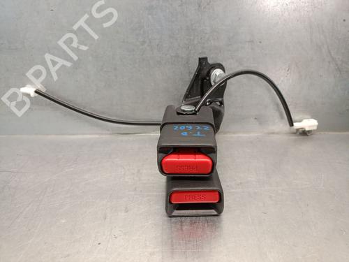 Used Seat buckle RENAULT KADJAR (HA_, HL_) 1.3 TCe 140 (HLNB, HLN1) (140 hp) 25439557