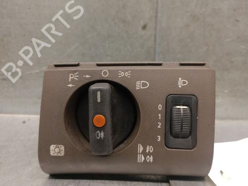 Used Headlight switch Headlight switch MERCEDES-BENZ C-CLASS (W202) C 220 (202.022) (150 hp) 33628885 33628885