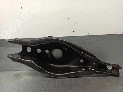 Left rear suspension arm TOYOTA AURIS (_E18_) 1.8 Hybrid (ZWE186_, ZWE186R) | BP17365367M14 