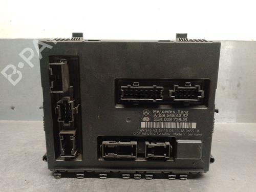 Used Fuse box MERCEDES-BENZ A-CLASS (W169) A 200 CDI (169.008, 169.308) (140 hp) 31680392