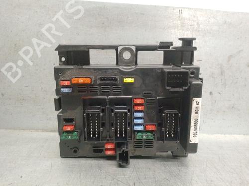 Used Fuse box Fuse box PEUGEOT PARTNER Box Body/MPV (5_, G_) 1.6 HDi 75 (75 hp) 32983554 32983554