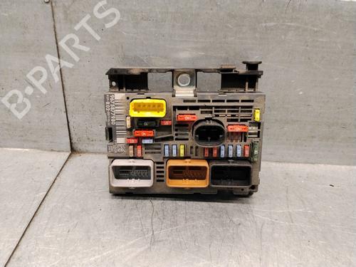 Used Fuse box Fuse box CITROËN C4 Grand Picasso I (UA_) 2.0 HDi 150 (150 hp) 36075920 36075920
