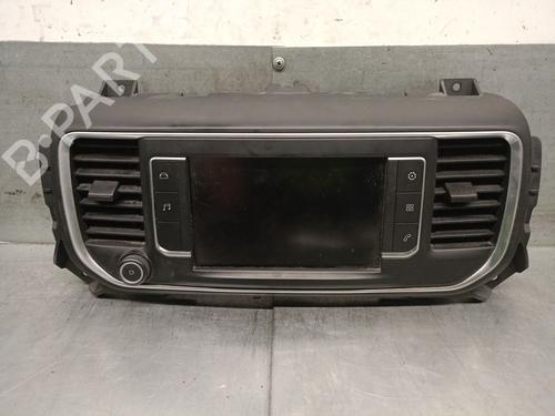 display-monitor-opel-vivaro-c-van-k0-2019-36995776 main image