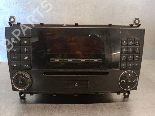 Used Radio Radio 37160318 37160318