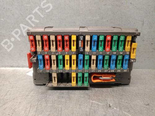 Used Fuse box Fuse box FIAT ULYSSE (220_) 1.9 TD (92 hp) 32411707 32411707