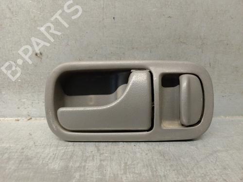 Højre bagtil invendig håndtag NISSAN TERRANO II (R20) 2.7 TD 4WD (101 hp) 23277041