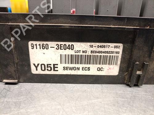 Fuse box KIA SORENTO I (JC) 2.5 CRDi 4WD | BP22724679E1 