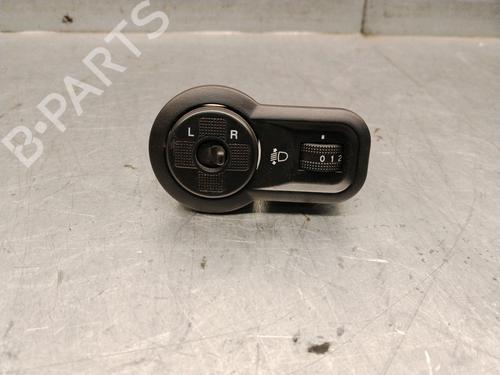 Used Mirror switch Mirror switch 39529449 39529449