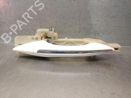 Used Front left exterior door handle Front left exterior door handle 38098852 38098852
