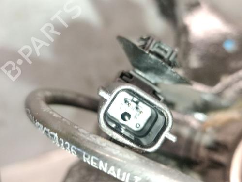Left front steering knuckle RENAULT TRAFIC II Van (FL) 2.5 dCi 145 (FL0J) | BP28525064M25
