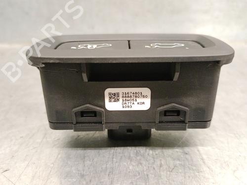 Switch VOLVO XC40 (536) D4 AWD | BP29915745I30