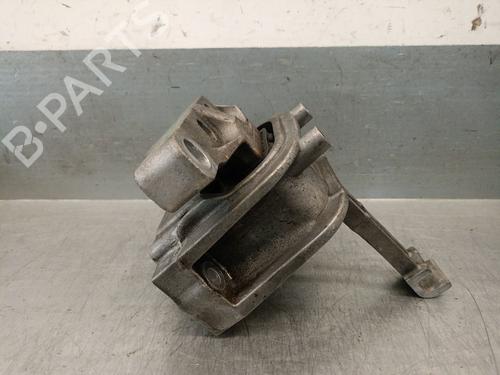 Motorophæng VW PASSAT B8 Variant (3G5, CB5) 2.0 TDI (150 hp) 30297573