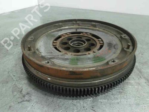 Używane Koło zamachowe MERCEDES-BENZ C-CLASS (W202) C 180 (202.018) (122 hp) 20245771