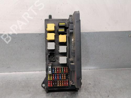Used Fuse box Fuse box MERCEDES-BENZ SPRINTER 3,5-t Van (B906) 316 (906.635, 906.633) (156 hp) 39963083 39963083