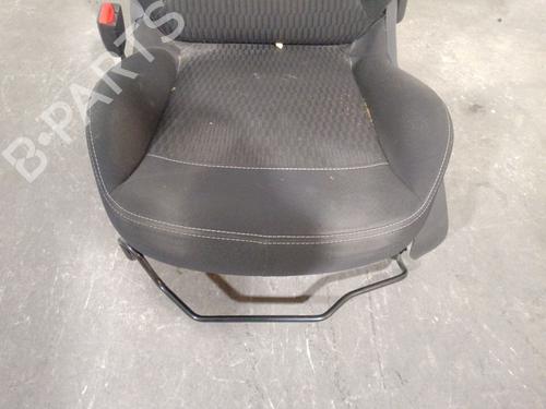 Left front seat PEUGEOT 208 I (CA_, CC_) 1.6 BlueHDi 100 | BP29268500C15 