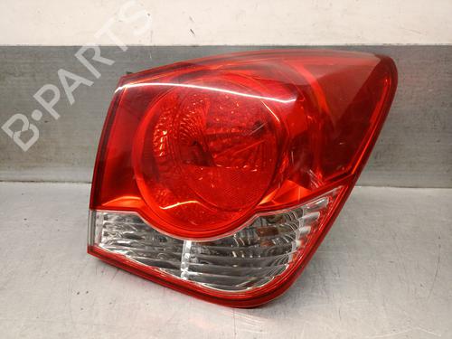 Used Right taillight CHEVROLET CRUZE (J300) 1.6 (109 hp) 26229407