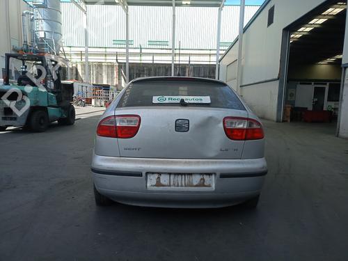 Left front fog light SEAT LEON (1M1) 1.6 16 V | BP34175068C30 - Image 6