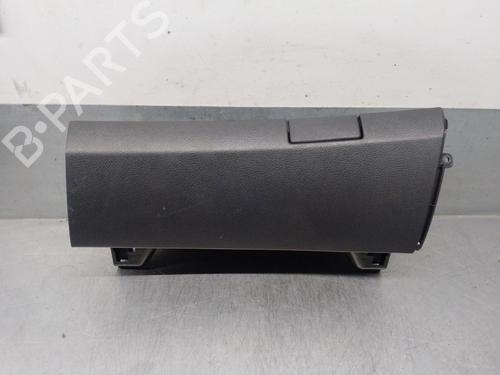 Handskerum TOYOTA COROLLA Saloon (_E15_) 2.0 D-4D (ADE150) (126 hp) 16666389