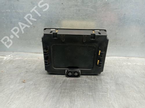 Used Display monitor OPEL ZAFIRA A MPV (T98) 2.0 DTI 16V (F75) (101 hp) 8289234