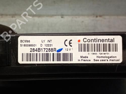 Fuse box RENAULT MEGANE III Hatchback (BZ0/1_, B3_) 1.6 16V (BZ1B, BZ1H) | BP26673409E1 