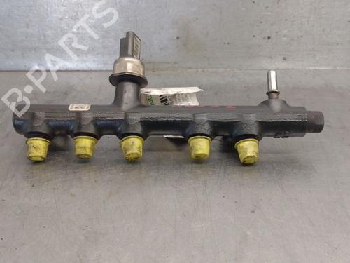 Used Injection rail Injection rail 36780567 36780567