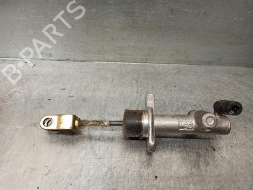 Used Clutch slave cylinder Clutch slave cylinder CHEVROLET AVEO / KALOS Saloon (T250, T255) 1.4 (94 hp) 20263245 20263245