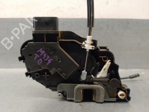 Rear right lock LAND ROVER DISCOVERY III (L319) 2.7 TD 4x4 | BP17363556C99