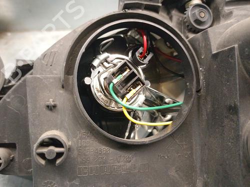 Right headlight TOYOTA AVENSIS (_T22_) 2.0 D-4D (CDT220_, CDT220R) | BP29244912C29 
