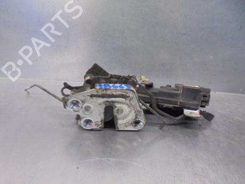 Used Front left lock HYUNDAI H-1 / STAREX Bus (A1) 2.5 CRDi (140 hp) 15137384