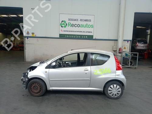 Brugte PEUGEOT 107 (PM_, PN_)  1.0  4563509