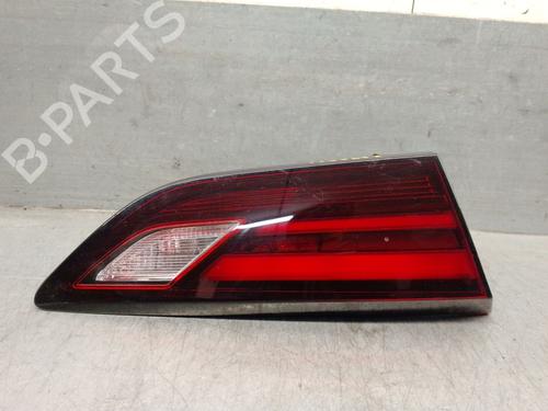 Farolim esquerdo da mala OPEL ASTRA K (B16) 1.6 CDTi (68) (110 hp) 32001209