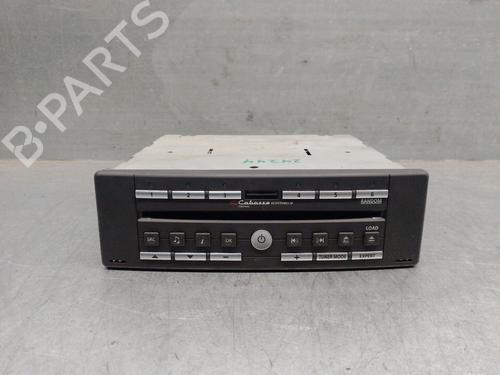 Used Radio RENAULT ESPACE IV (JK0/1_) 3.5 V6 (JK00, JK0F, JK0P, JK0S, JK0W) (241 hp) 31065495