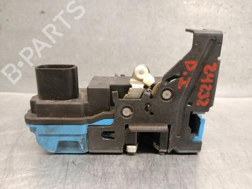 Front left lock VOLVO XC90 I (275) D5 AWD | BP31145838C98