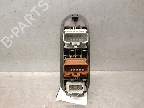 Left front window switch RENAULT SCÉNIC II (JM0/1_) 1.5 dCi (JM02, JM13) | BP32474379I27