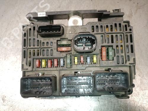 Zekeringkast PEUGEOT 407 SW (6E_, 6D_) 2.0 HDi 135 | BP29735025E1