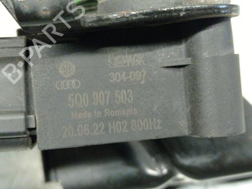 Headlight adjuster motor VW TIGUAN (AD1, AX1) 1.5 TSI | BP30137338E19