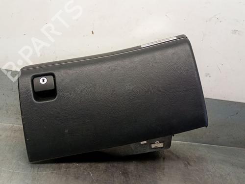 Used Glove box PEUGEOT 406 Coupe (8C) 2.2 HDI (133 hp) 28359677