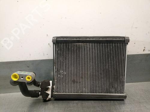 Used Air conditioning evaporator JAGUAR F-PACE (X761) 2.0 TD4 (180 hp) 30201168