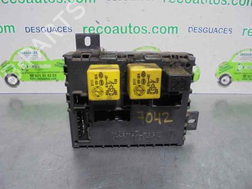 Used Fuse box FIAT BRAVA (182_) 1.9 D (65 hp) 2087073