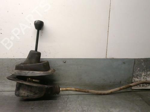 Used Gear lever OPEL CORSA A Hatchback (S83) 1.2 N (F08, M08, F68, M68) (52 hp) 30940423