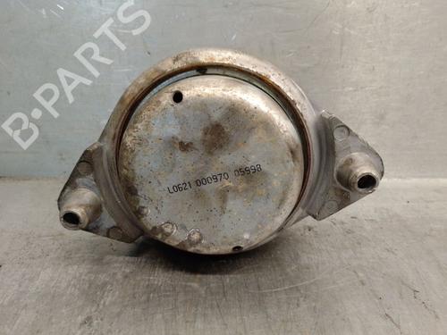 engine-mount-mercedes-benz-c-class-w204-2007-2008-2009-2010-2011-2012-2013-2014-2015-32657473 main image