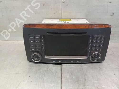 Used Radio MERCEDES-BENZ R-CLASS (W251, V251) R 350 4-matic (251.065, 251.165) (272 hp) 29574559